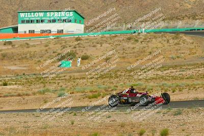 media/Jun-01-2025-CalClub SCCA (Sun) [[eae223c5dd]]/Group 3/Qualifying/